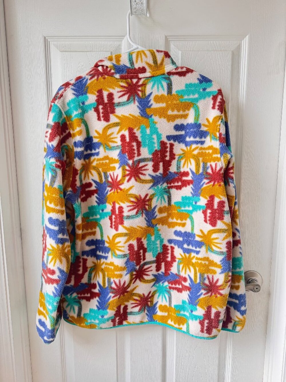Patagonia Women's Large "Synchilla" Fleece Quarter-Snap Pullover Tropical Print - Picture 4 of 4